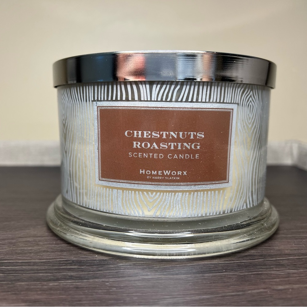 HomeWorx by Harry Slatkin & Co Chestnuts Roasting 4 wick candle - 18 oz. - NEW